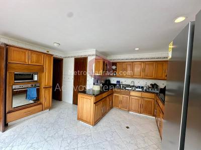 Casa en arriendo en El Poblado, Medellín · foto 11 de 20