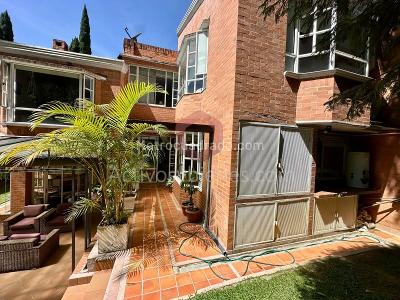 Casa de 4 alcobas en venta en El Poblado, Medellín, 360 m² · foto 4 de 20