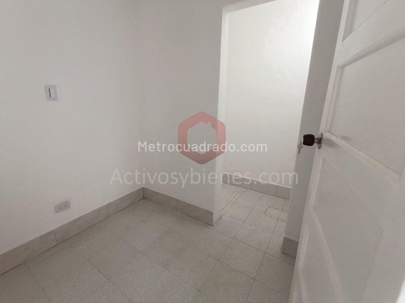 4BR House with Patios in Laureles - 8