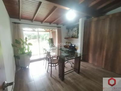 Casa en venta en Loma Del Chocho, Envigado · foto 10 de 20