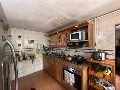 Apartamento de 5 alcobas en venta en Belen Aliadas, Medellín, 200 m² · foto 6 de 20