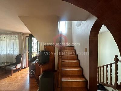 Apartamento de 5 alcobas en venta en Belen Aliadas, Medellín, 200 m² · foto 9 de 20