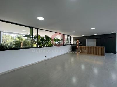 Apartamento de 3 alcobas en venta en El Poblado, Medellín, 230 m² · foto 5 de 20