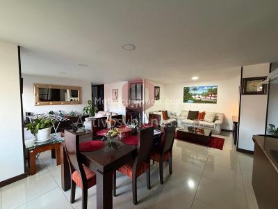Apartamento de 3 alcobas en venta en El Poblado, Medellín, 129 m² · foto 3 de 20