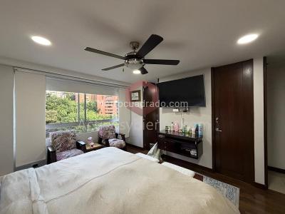 Apartamento de 3 alcobas en venta en El Poblado, Medellín, 129 m² · foto 11 de 20
