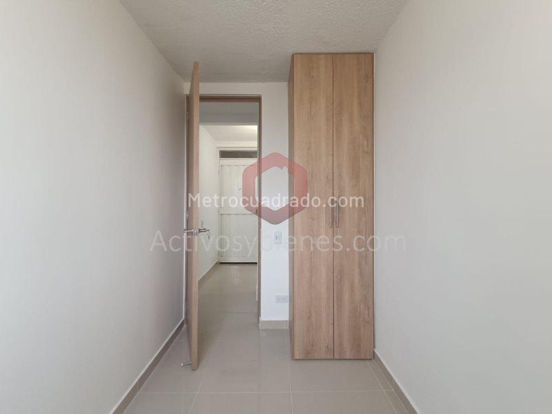 Remodeled 3BR Apartment with Balcony in Robledo (La Aurora) - 5