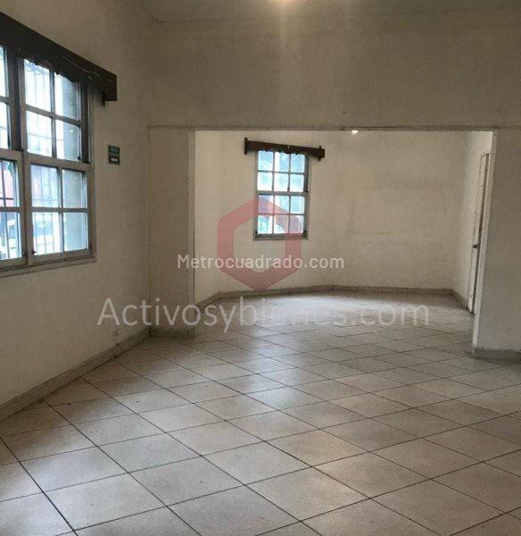 House-Local for Rent in Boston, Medellín (4BR)