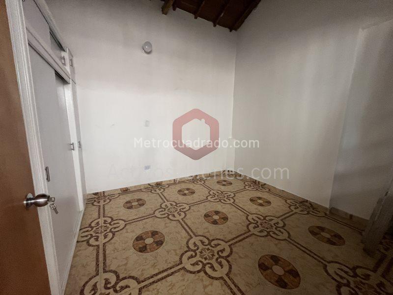 4BR House with Patio in Belen - 7