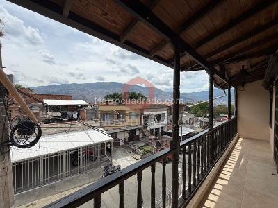 Apartamento de 2 alcobas en venta en Alfonso Lopez, Medellín, 69 m² · foto 3 de 19