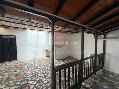 Apartamento de 2 alcobas en venta en Alfonso Lopez, Medellín, 69 m² · foto 17 de 19
