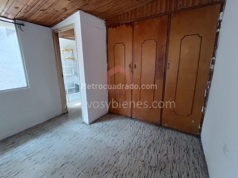 Casa Amplia de 5 Alcobas en La América - 4