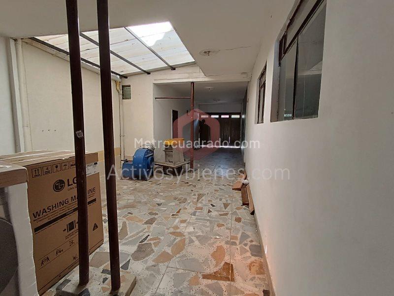 Casa Amplia de 5 Alcobas en La América - 5