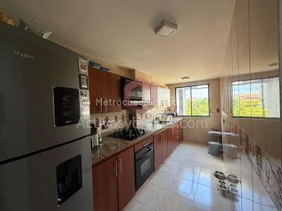 Apartamento de 3 alcobas en venta en Belen La Palma, Medellín, 127 m² · foto 5 de 18