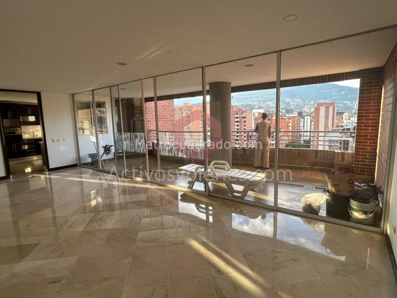Luxurious 3BR Penthouse with Terrace in El Nogal