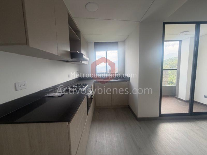 Apartamento Moderno de 3 Alcobas con Balcón en El Poblado - 3