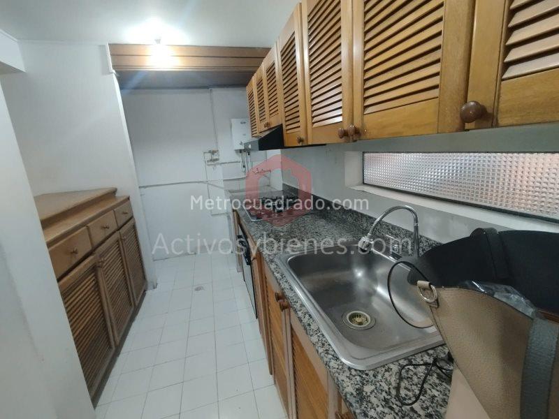 Apartamento de 2 Alcobas con Balcón en El Poblado - 4