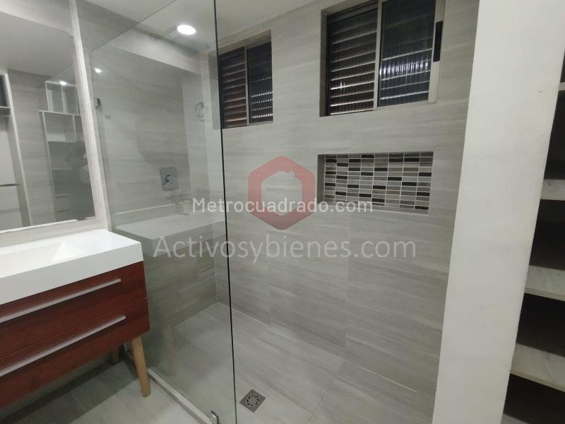 Apartamento de 2 Alcobas con Balcón en El Poblado - 6
