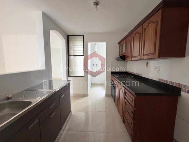 3BR Apartment in Calasanz (75 m²) - 3