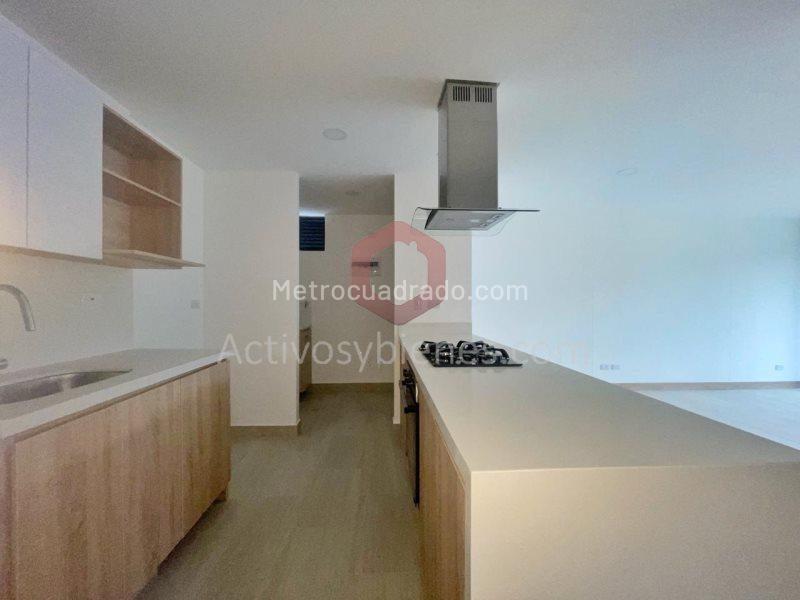 2BR Apartment in El Retiro (85 m²) - 3