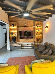 Casa de 4 alcobas en venta en Santa Monica, Medellín, 253 m² · foto 11 de 20