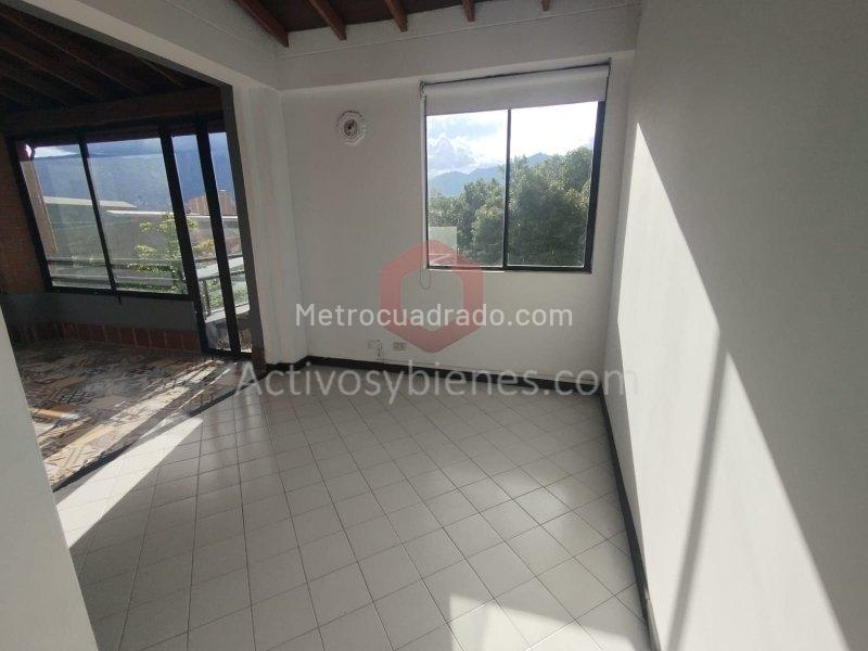 Piso – Envigado, Valle de Aburrá - Más