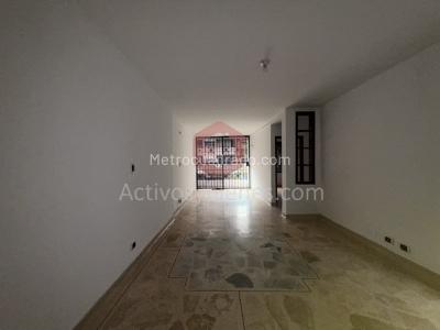 Casa en arriendo en Belen Fatima, Medellín · foto 2 de 20