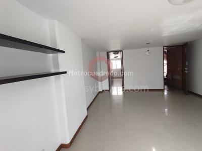 Apartamento de 3 alcobas en arriendo en Laureles, Medellín, 89 m² · foto 12 de 20