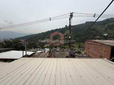 Apartamento en venta en Belen Altavista, Medellín · foto 5 de 14