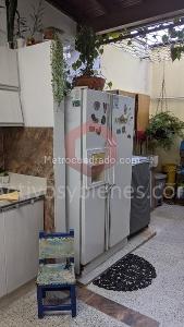 Casa de 5 alcobas en venta en La Castellana, Medellín, 178 m² · foto 3 de 13