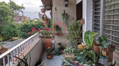 Casa de 5 alcobas en venta en La Castellana, Medellín, 178 m² · foto 5 de 13