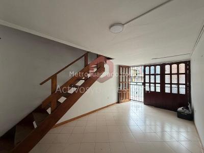 Casa de 4 alcobas en venta en Guayabal, Medellín, 110 m² · foto 2 de 20