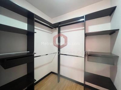 Apartamento de 3 alcobas en venta en Villa Carlota, Medellín, 85 m² · foto 15 de 15