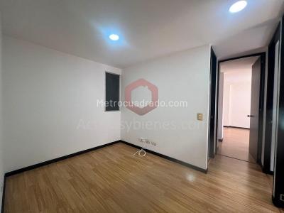 Apartamento de 3 alcobas en venta en Villa Carlota, Medellín, 85 m² · foto 6 de 15