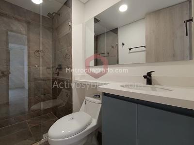 Apartamento de 2 alcobas en arriendo en El Poblado, Medellín, 60 m² · foto 12 de 19
