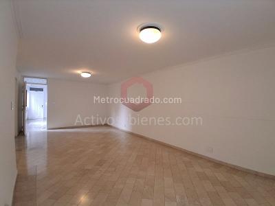Apartamento de 4 alcobas en arriendo en Santa María De Los Ángeles, Medellín, 132 m² · foto 8 de 20