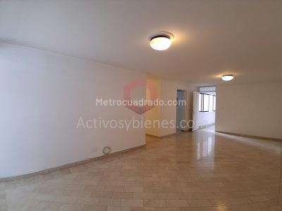 Apartamento de 4 alcobas en arriendo en Santa María De Los Ángeles, Medellín, 132 m² · foto 9 de 20