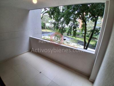 Apartamento de 4 alcobas en arriendo en Santa María De Los Ángeles, Medellín, 132 m² · foto 12 de 20