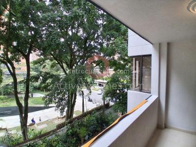 Apartamento de 4 alcobas en arriendo en Santa María De Los Ángeles, Medellín, 132 m² · foto 14 de 20