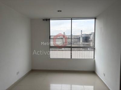 Apartamento de 2 alcobas en arriendo en El Chagualo, Medellín, 55 m² · foto 14 de 17