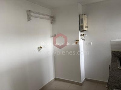 Apartamento de 2 alcobas en arriendo en El Chagualo, Medellín, 55 m² · foto 15 de 17