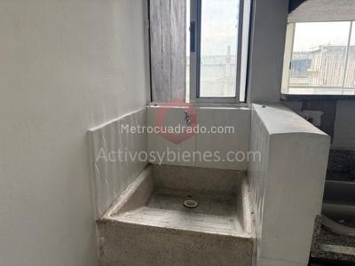 Apartamento de 2 alcobas en arriendo en El Chagualo, Medellín, 55 m² · foto 16 de 17