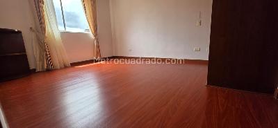 Apartamento de 3 alcobas en venta en Hayuelos, Bogotá, 73 m² · foto 13 de 17