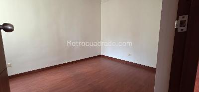 Apartamento de 3 alcobas en venta en Hayuelos, Bogotá, 73 m² · foto 14 de 17