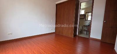 Apartamento de 3 alcobas en venta en Hayuelos, Bogotá, 73 m² · foto 15 de 17