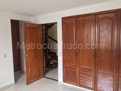Casa de 4 alcobas en venta en Conjunto Cerrado Balcones De San Soucci, Villavicencio, 120 m² · foto 8 de 16