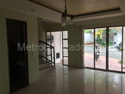Casa de 4 alcobas en venta en Conjunto Cerrado Balcones De San Soucci, Villavicencio, 120 m² · foto 5 de 16