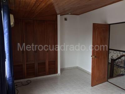 Casa de 4 alcobas en venta en Conjunto Cerrado Balcones De San Soucci, Villavicencio, 120 m² · foto 16 de 16