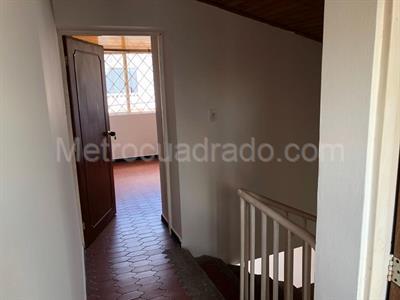 Casa de 3 alcobas en venta en Barrio Nuevo Jardin, Villavicencio, 80 m² · foto 7 de 12
