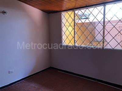 Casa de 3 alcobas en venta en Barrio Nuevo Jardin, Villavicencio, 80 m² · foto 10 de 12