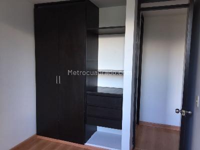 Apartamento en venta en Torres De Mediterraneo, Villavicencio · foto 10 de 17